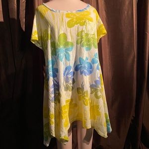 Fresh Produce Floral Pattern XL shirt